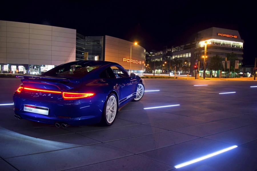  Porsche 911 Carrera 4S Facebook 5M 2014 года  (фото 8 из 13)